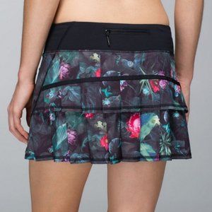 Lululemon skirt Run PACE SETTER  Curious Jungle Tennis Skort Black  sz 4